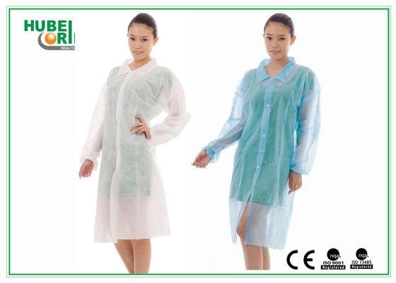 ISO13485 CE Approved PP Fire Resistant Lab Coats Disposable With Snaps